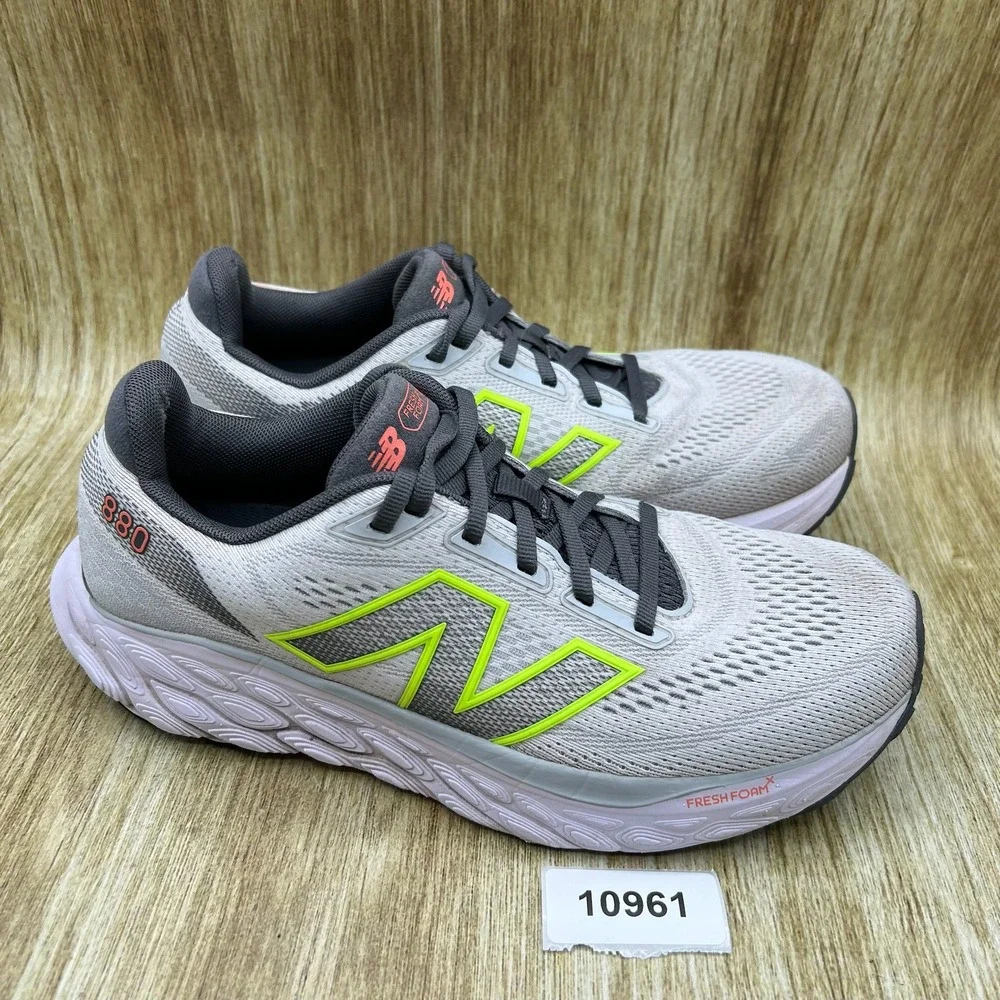 New Balance Fresh Foam x 880v14 Women's Size 10 D Running Shoe Grey W880F14